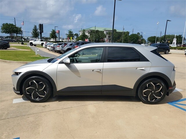 2023 Hyundai Ioniq 5 SEL photo 2