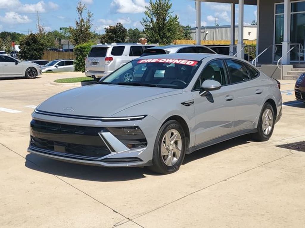 Used 2025 Hyundai Sonata SE Sedan