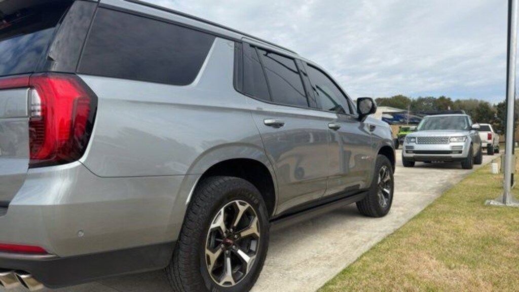 Used 2025 GMC Yukon AT4 Ultimate SUV