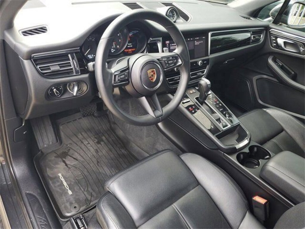 Used 2024 Porsche Macan SUV