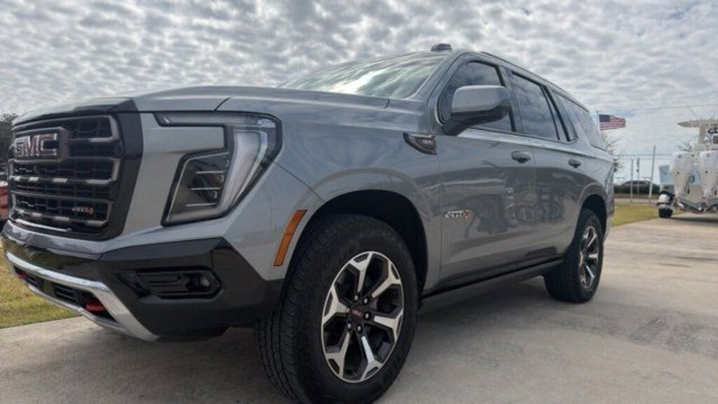 Used 2025 GMC Yukon AT4 Ultimate SUV
