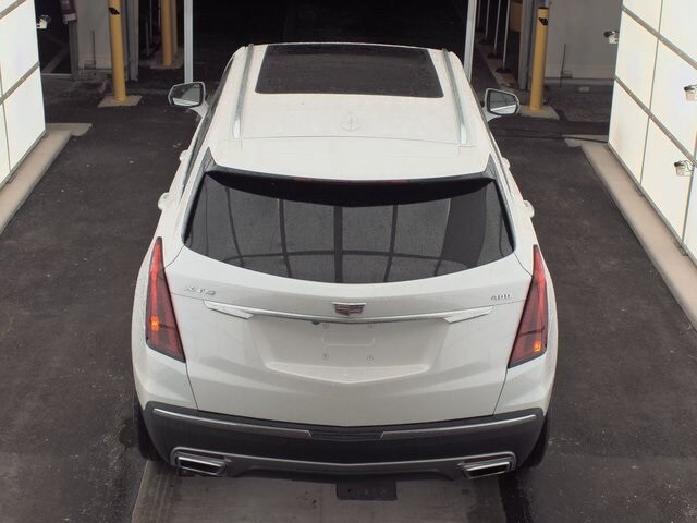 2025 Cadillac XT5 Premium Luxury photo 3