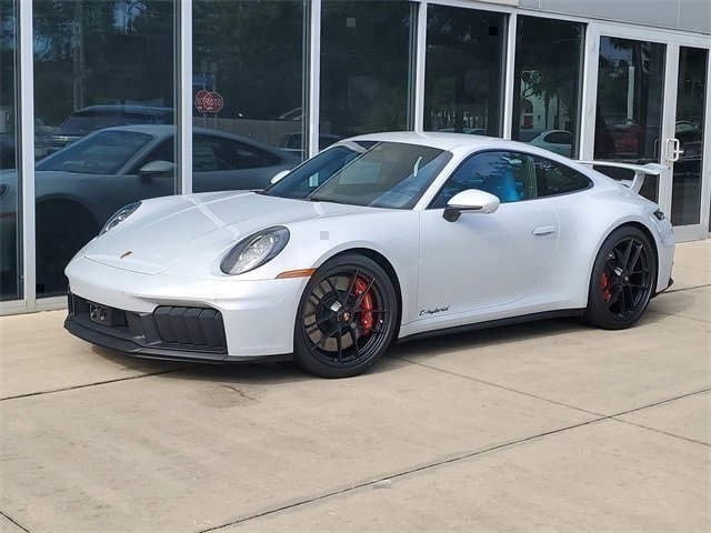 2026 Porsche 911 GTS