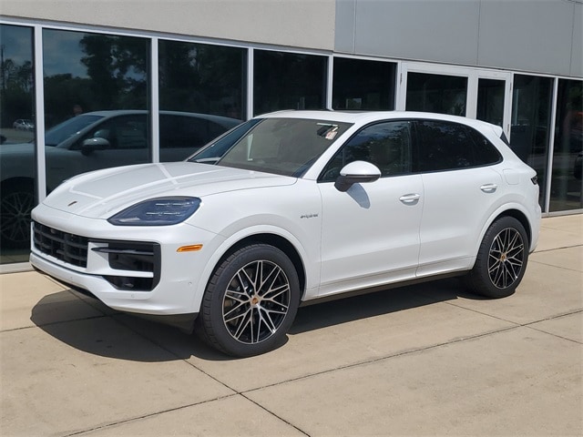 2025 Porsche Cayenne E-Hybrid SUV 