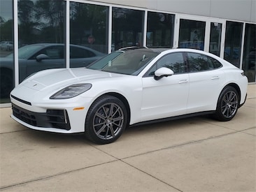 2025 Porsche Panamera 4 Hatchback