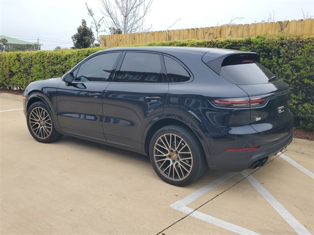 Used 2022 Porsche Cayenne Platinum Edition SUV