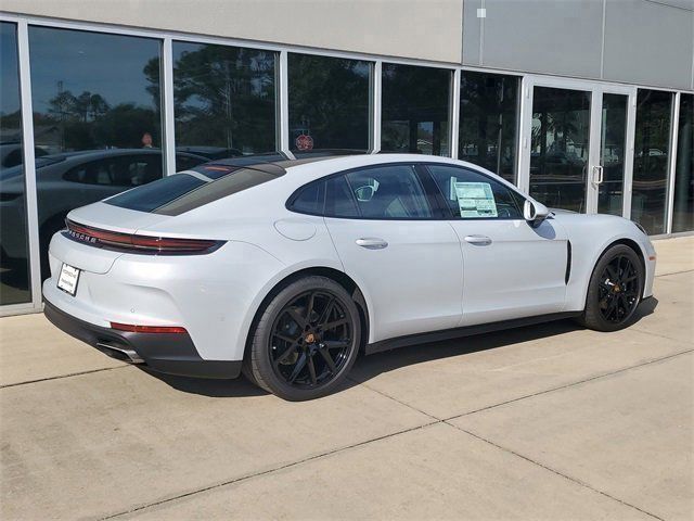 2026 Porsche Panamera Base - Photo 9