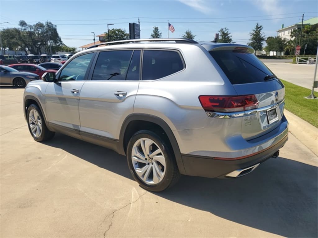 Used 2023 Volkswagen Atlas 3.6L V6 SE w/Technology SUV
