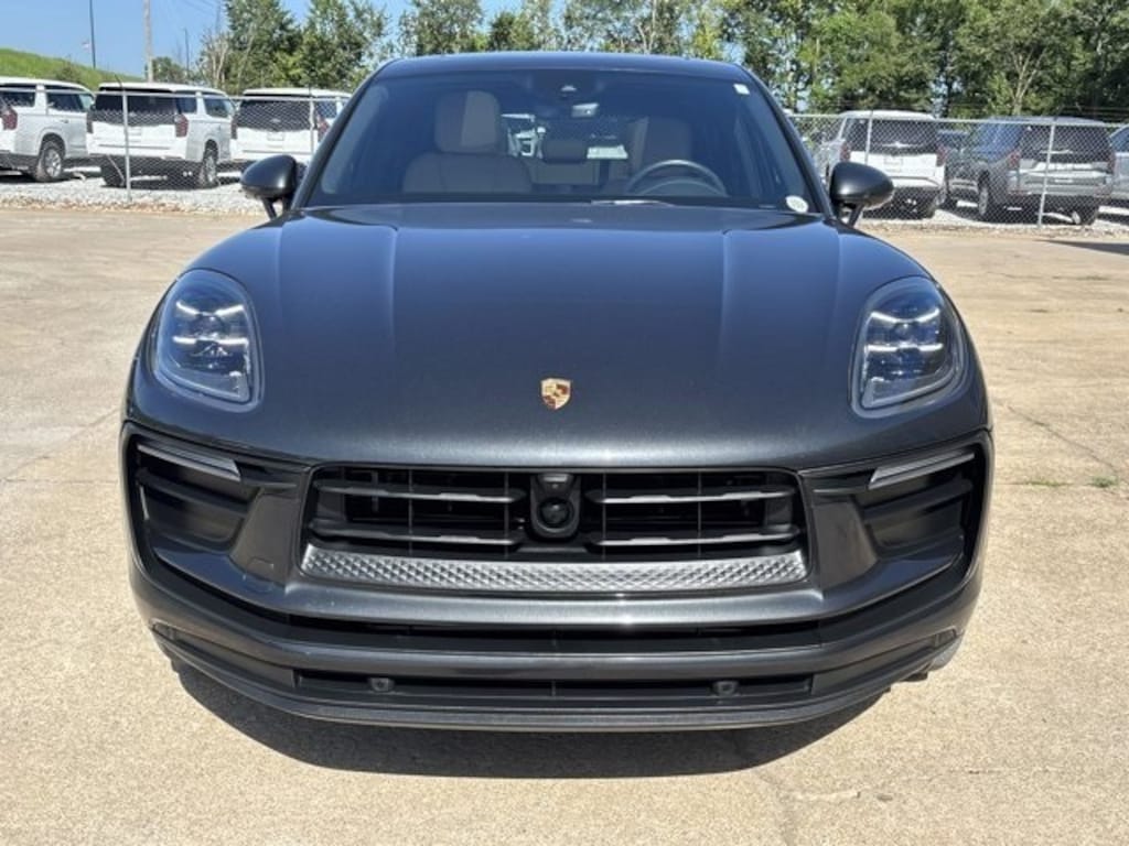 Used 2024 Porsche Macan T SUV