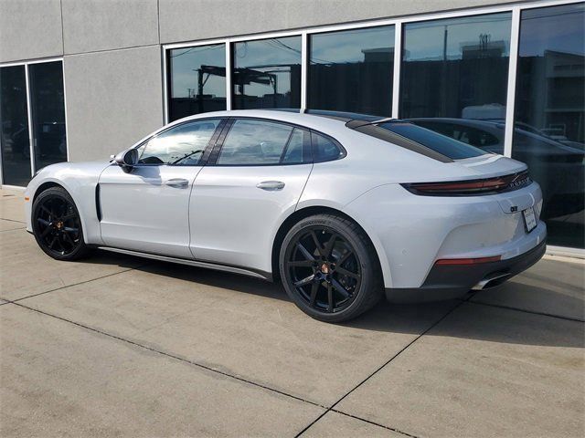 2026 Porsche Panamera Base - Photo 3