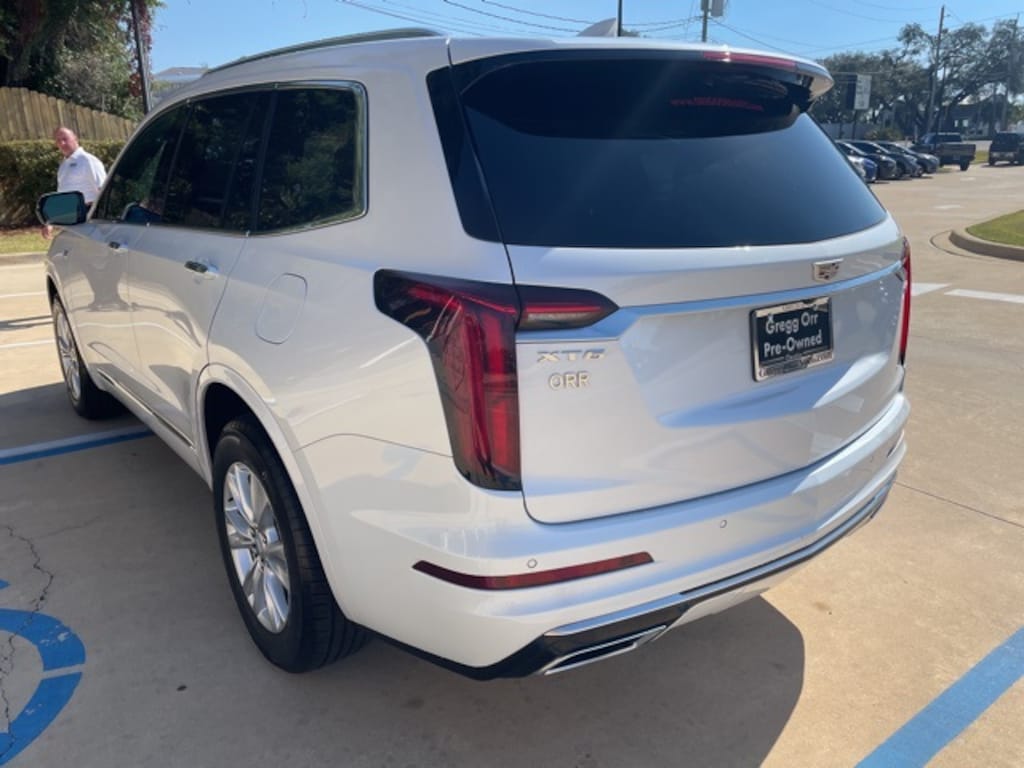 Used 2023 CADILLAC XT6 Luxury SUV