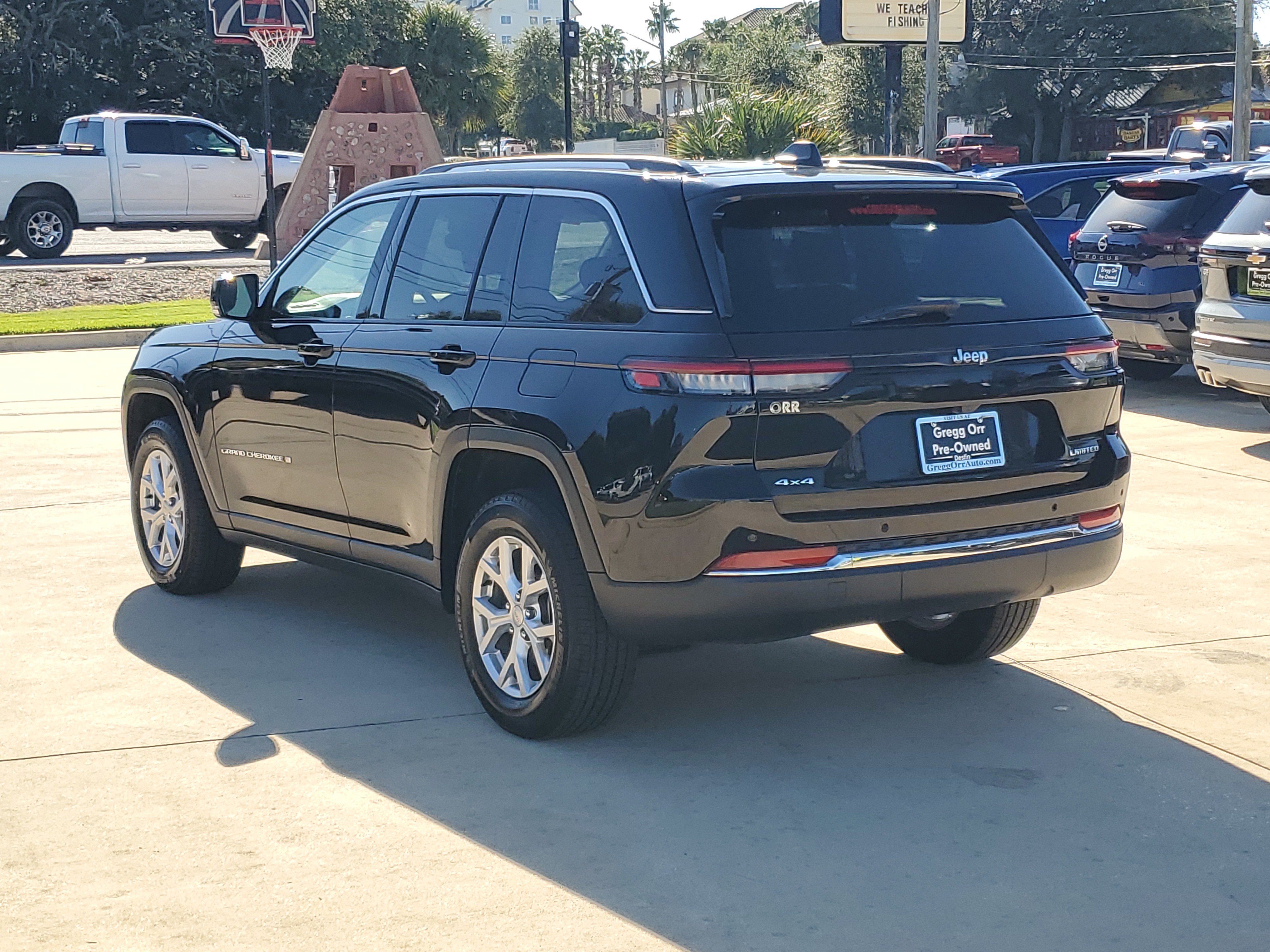 Used 2023 Jeep Grand Cherokee Limited SUV