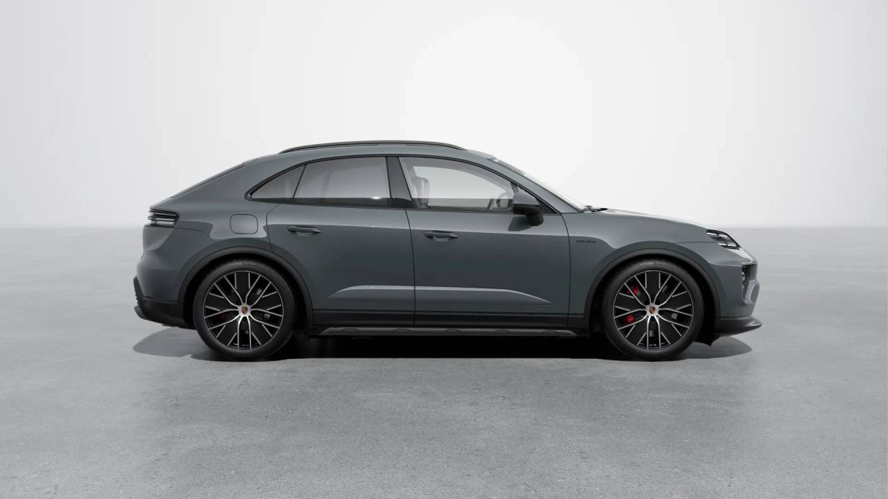 Thumbnail: 2025 Porsche Macan - 7