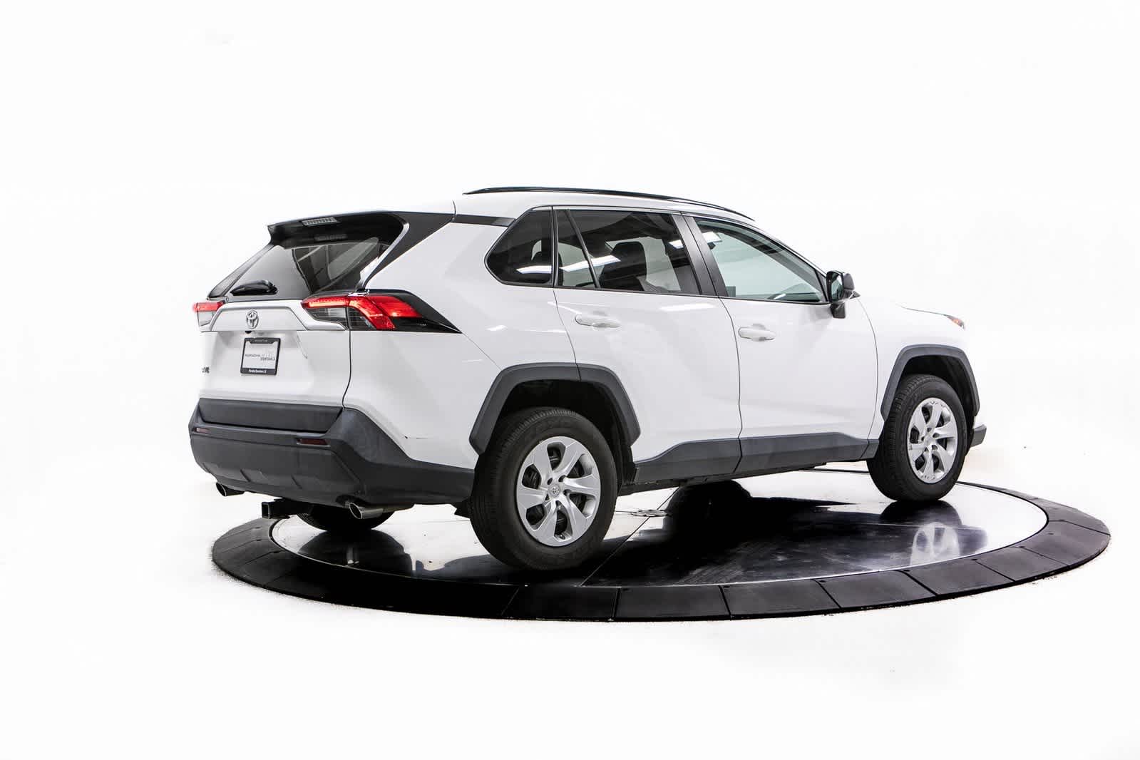 Thumbnail: 2021 Toyota RAV4 - 7