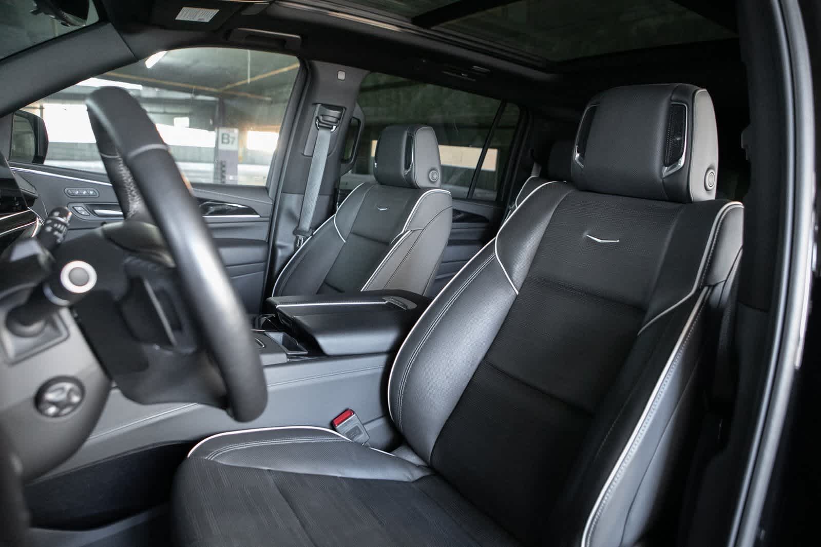 Thumbnail: 2024 Cadillac Escalade - 5