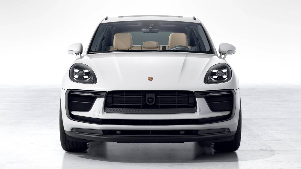 Thumbnail: 2026 Porsche Macan - 8