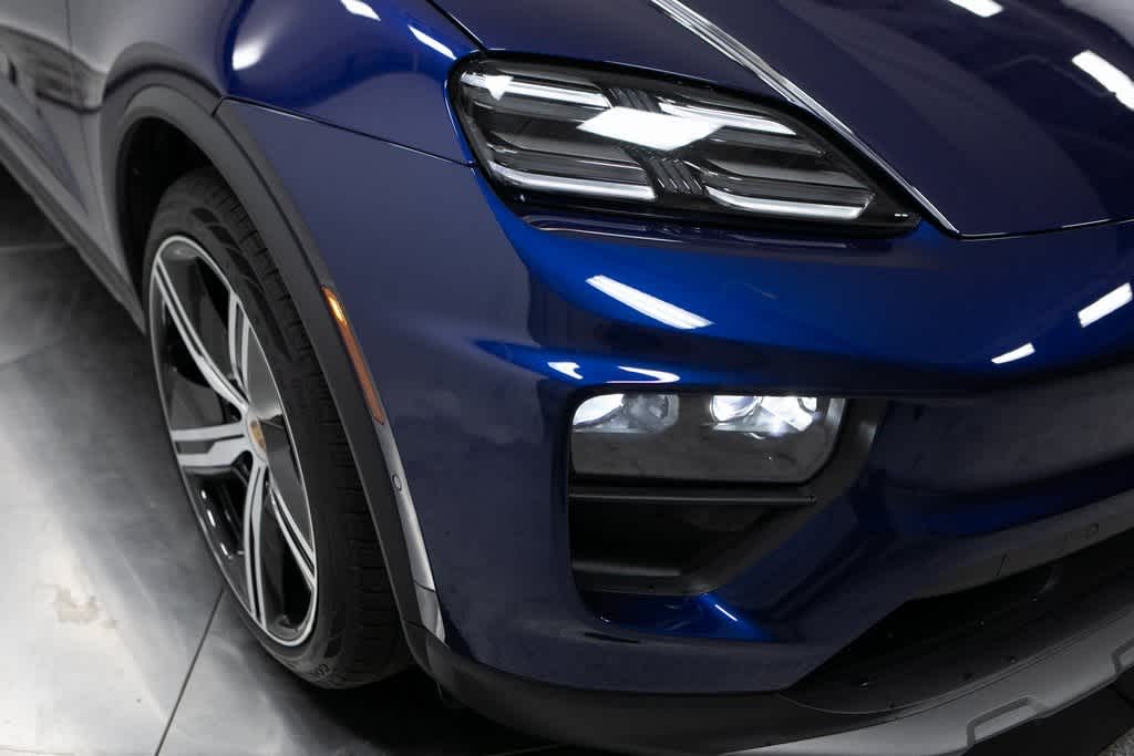 Thumbnail: 2025 Porsche Macan - 12
