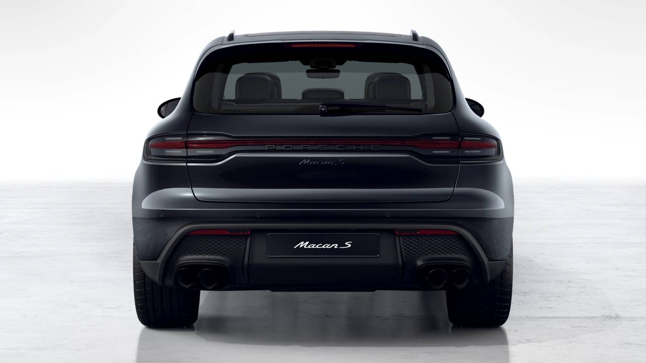 Thumbnail: 2026 Porsche Macan - 7