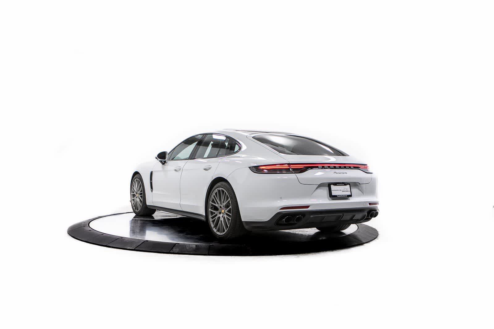 Thumbnail: 2023 Porsche Panamera - 3