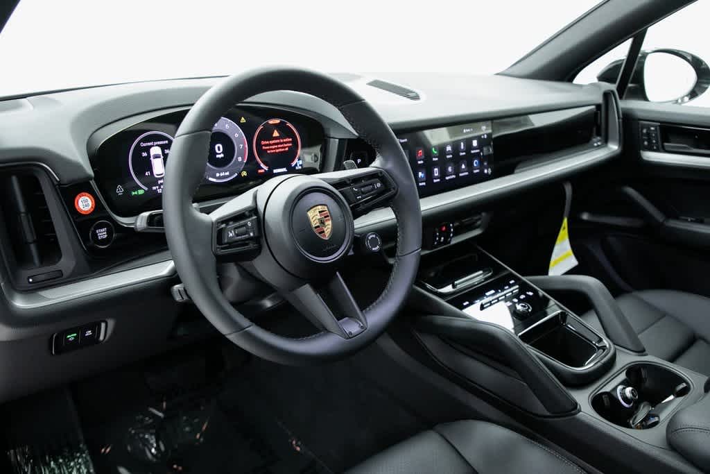 Thumbnail: 2025 Porsche Cayenne - 4