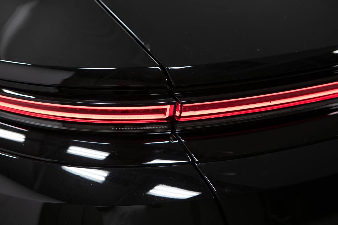Thumbnail: 2025 Porsche Panamera - 17