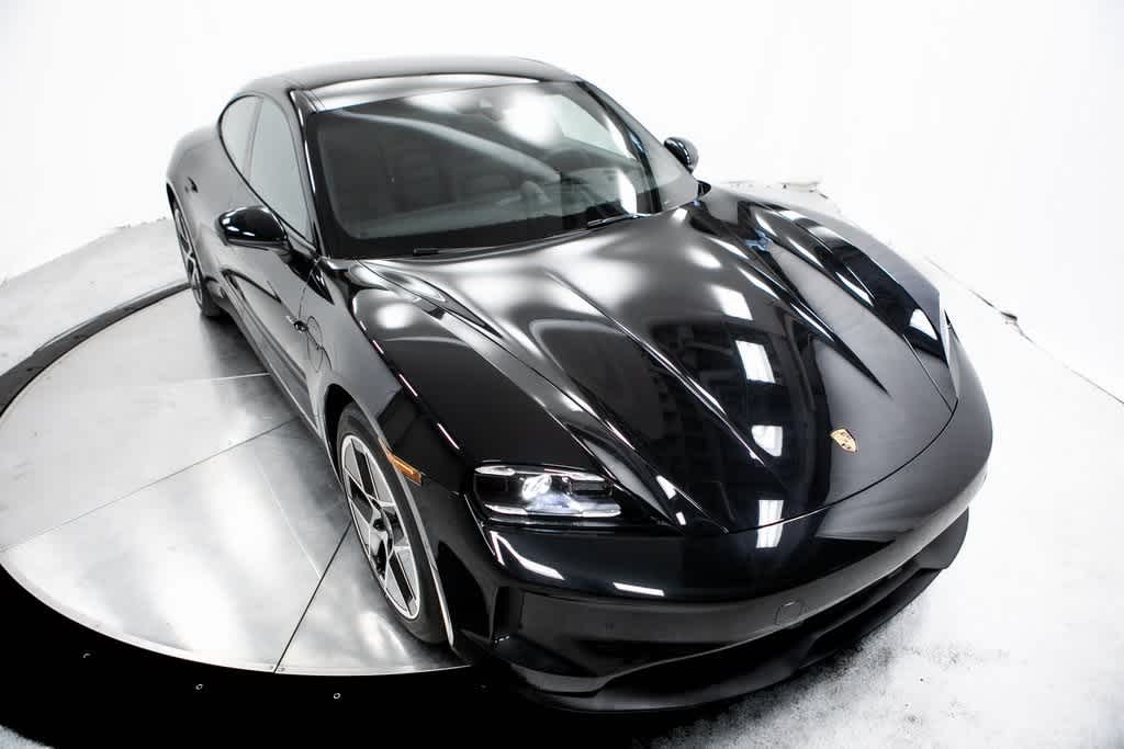 Thumbnail: 2025 Porsche Taycan - 41