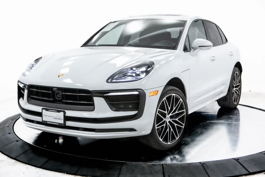 2024 Porsche Macan  -
                  Los Angeles, CA