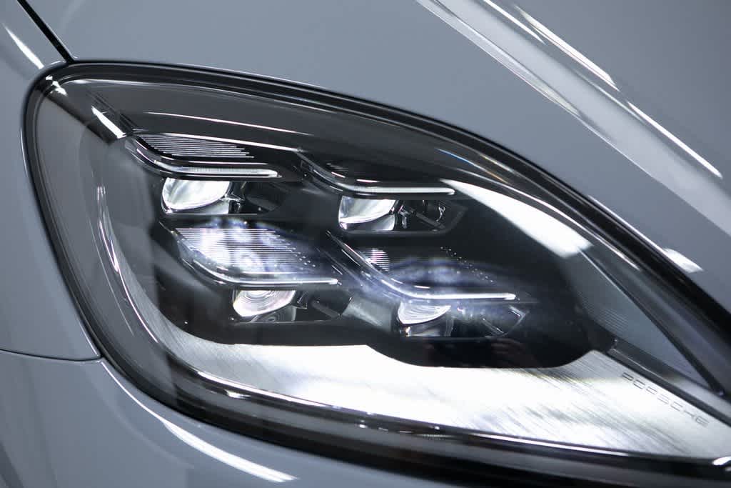 Thumbnail: 2025 Porsche Cayenne - 18