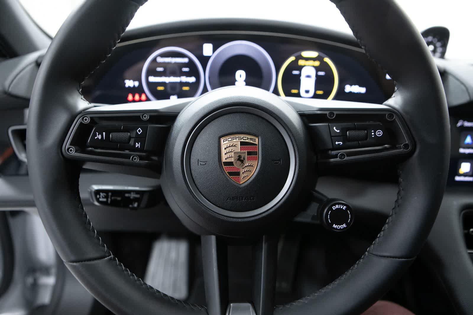 Thumbnail: 2025 Porsche Taycan - 14