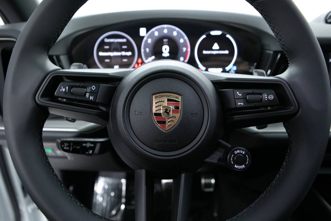 Thumbnail: 2025 Porsche Cayenne - 22