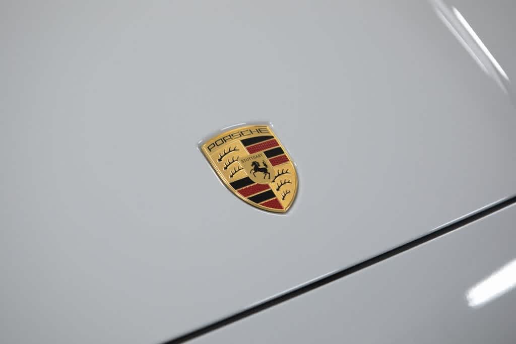 Thumbnail: 2025 Porsche  - 19