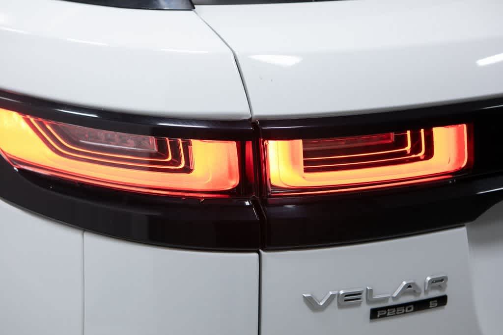 Thumbnail: 2018 Land Rover Range Rover Velar - 31