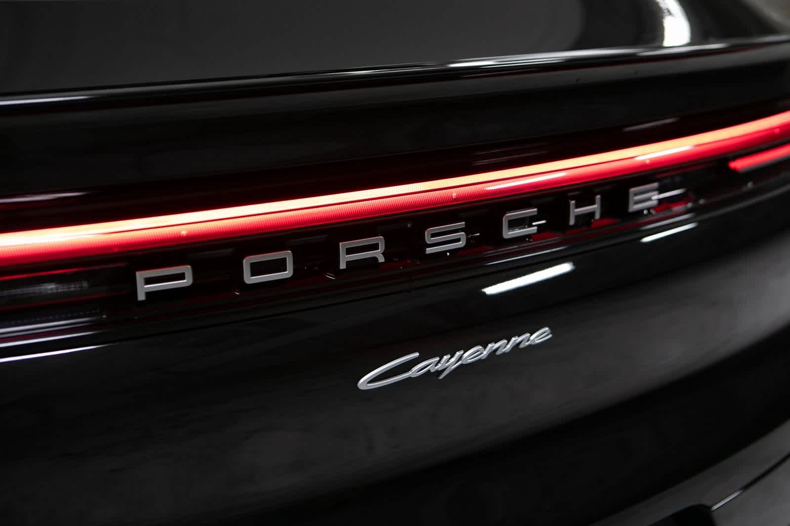 Thumbnail: 2025 Porsche Cayenne - 37
