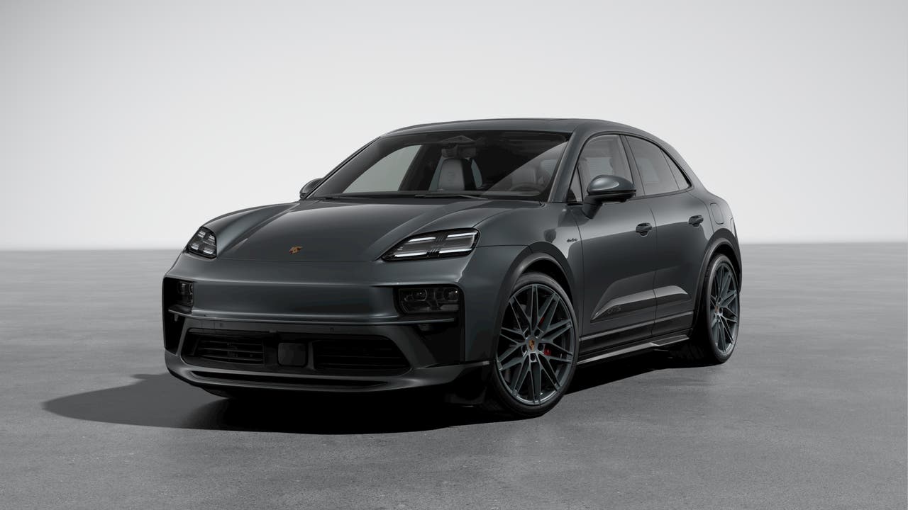 Thumbnail: 2026 Porsche Macan - 1