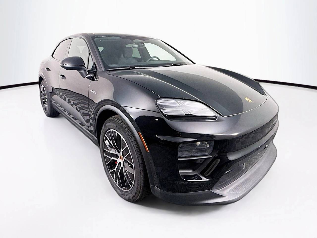 Thumbnail: 2025 Porsche Macan - 7