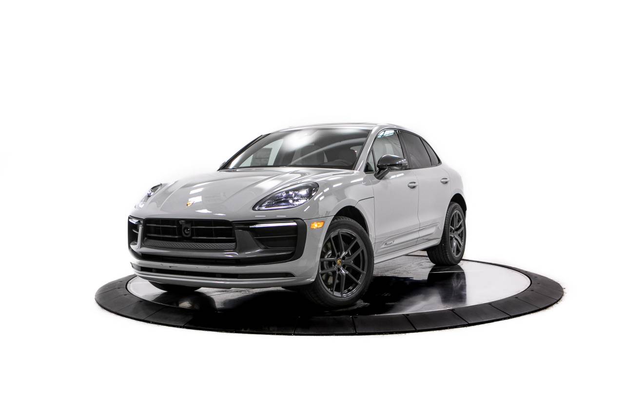 Thumbnail: 2026 Porsche Macan - 1