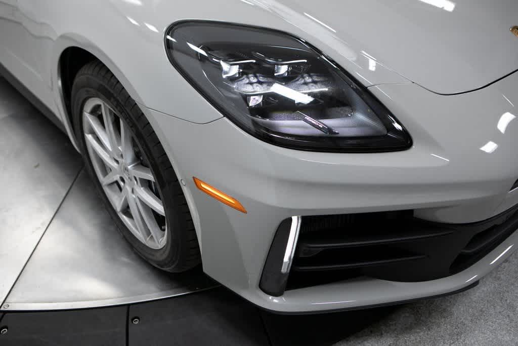 Thumbnail: 2025 Porsche Panamera - 12