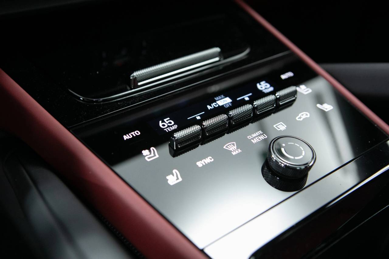 Thumbnail: 2026 Porsche  - 29