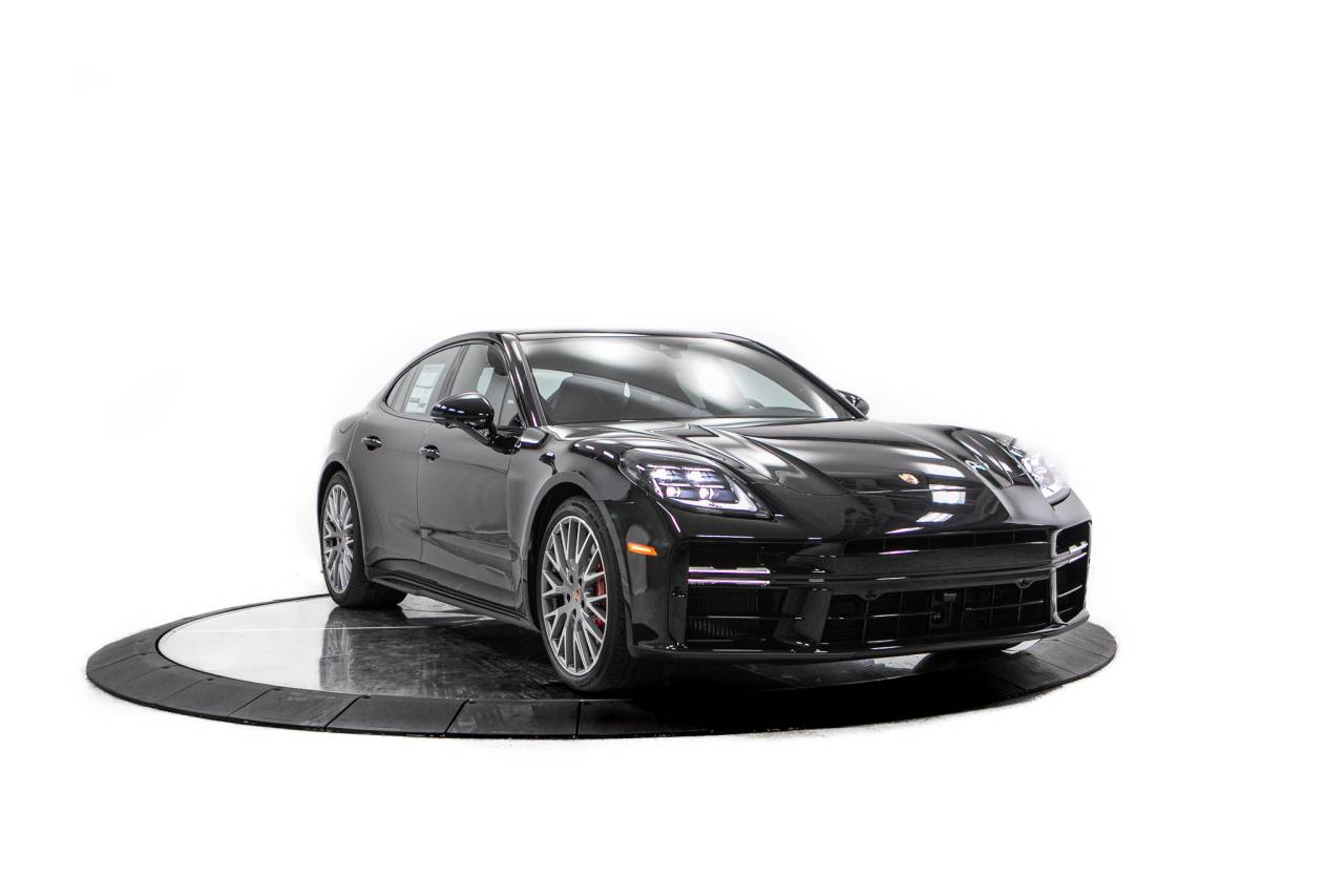 Thumbnail: 2026 Porsche Panamera - 9