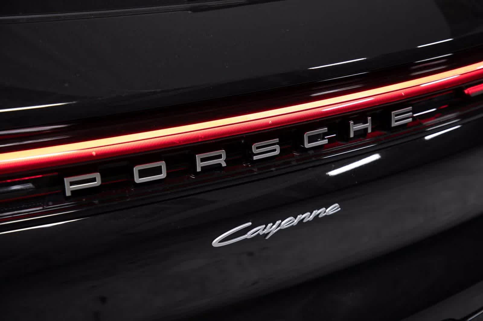 Thumbnail: 2025 Porsche Cayenne - 36