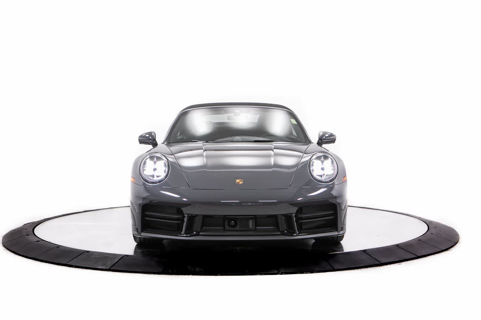 Thumbnail: 2025 Porsche 911 - 10