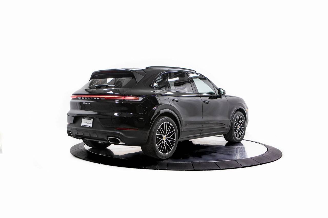 Thumbnail: 2026 Porsche Cayenne - 7
