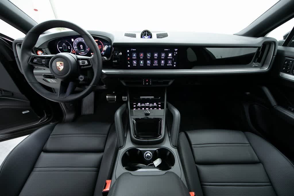 Thumbnail: 2025 Porsche  - 13