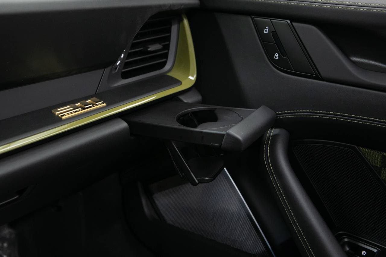 Thumbnail: 2026 Porsche 911 - 31