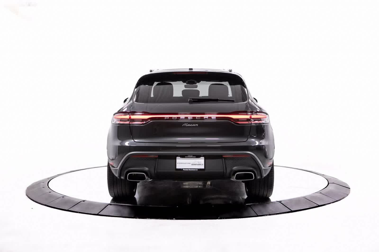 Thumbnail: 2026 Porsche Macan - 6