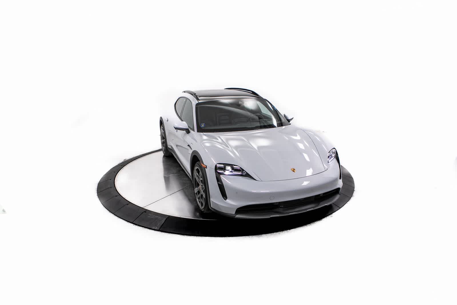 Thumbnail: 2024 Porsche Taycan - 39