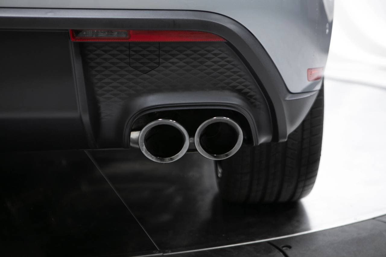 Thumbnail: 2026 Porsche Macan - 17