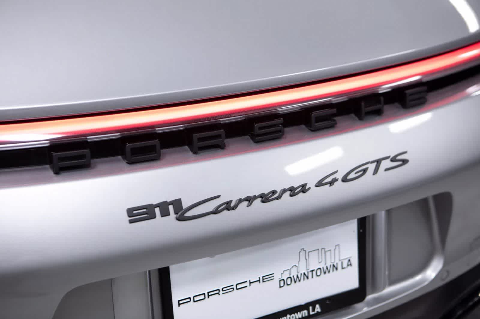 Thumbnail: 2024 Porsche 911 - 33