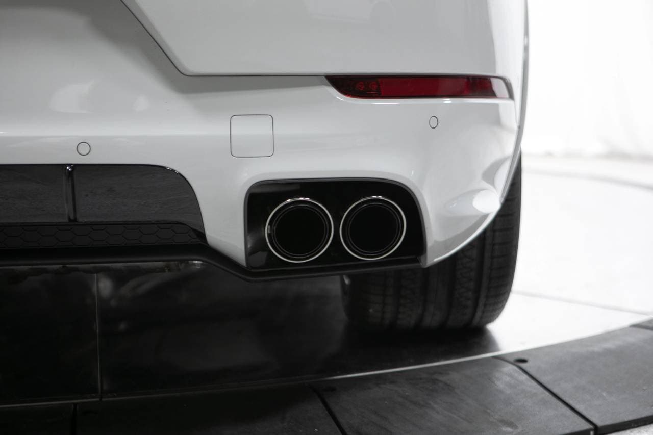 Thumbnail: 2026 Porsche Cayenne - 17