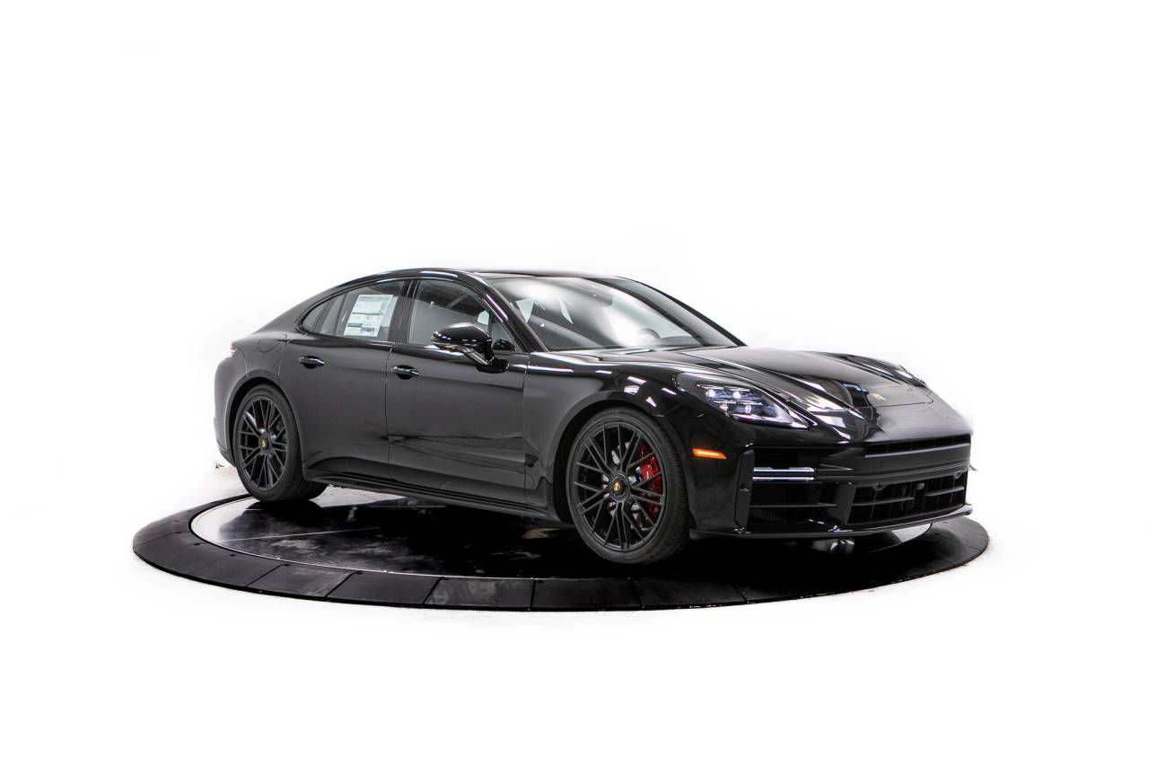 Thumbnail: 2026 Porsche Panamera - 9